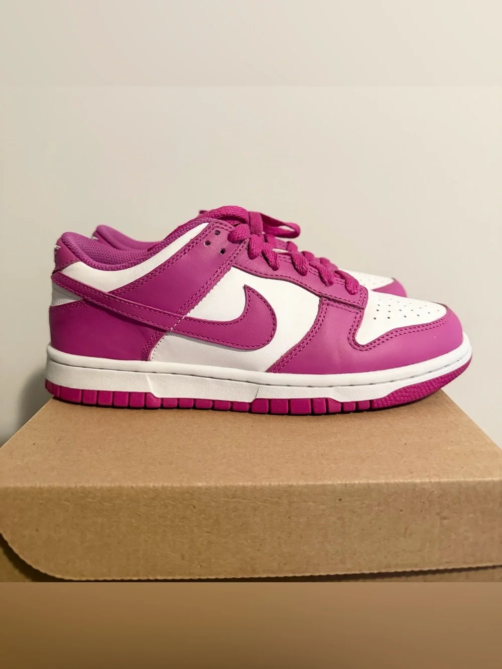 Used Nike Dunk Low GS Size 5Y “Active Fuschia”